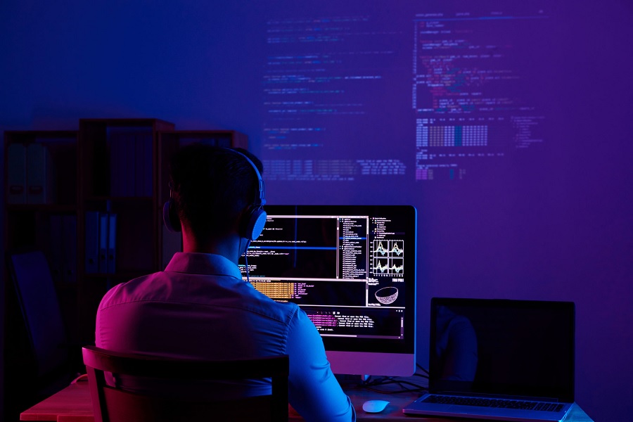 مراحل Forensic در امنیت سایبری و نقش آن در برابر حملات 3 نقش Forensic در جلوگیری از حملات سایبری